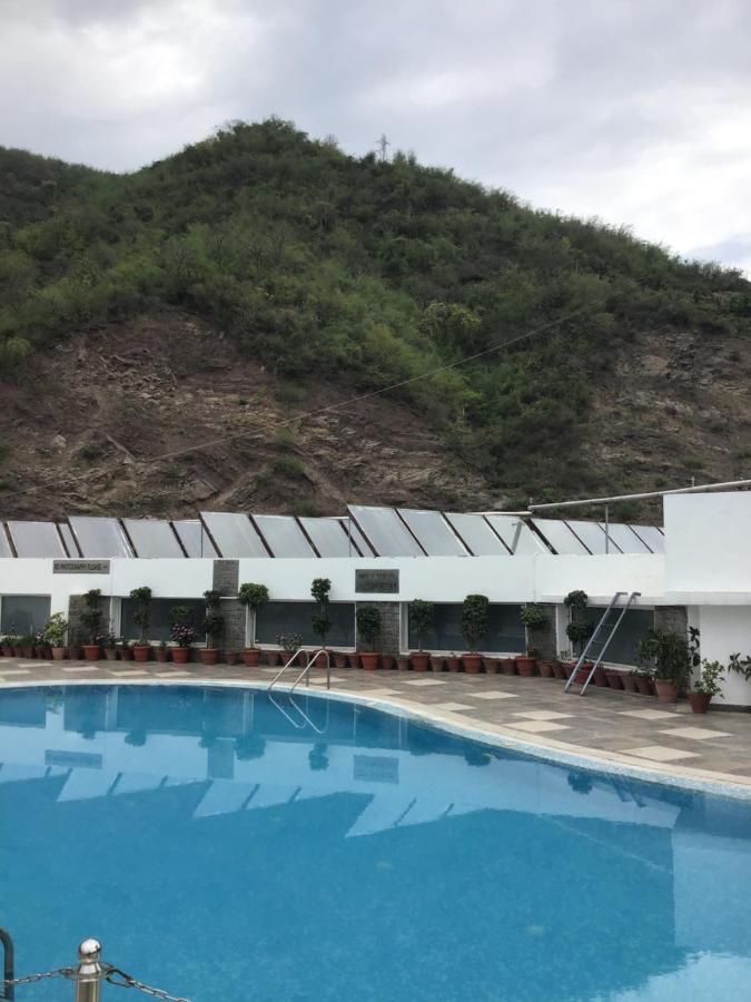Timber Trail Base Resort - At The Foothills Of Adventure Parwanoo Exterior photo